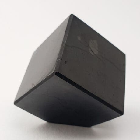 Šungit kocka stojeća 3cm #7465B68