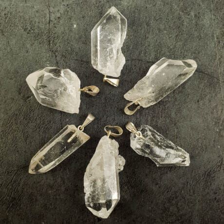Gorski Kristal Privezak Sirovi Špic #11358D8