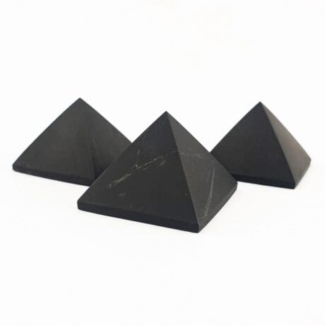 Šungit Piramida 3cm Mat  #11782B89