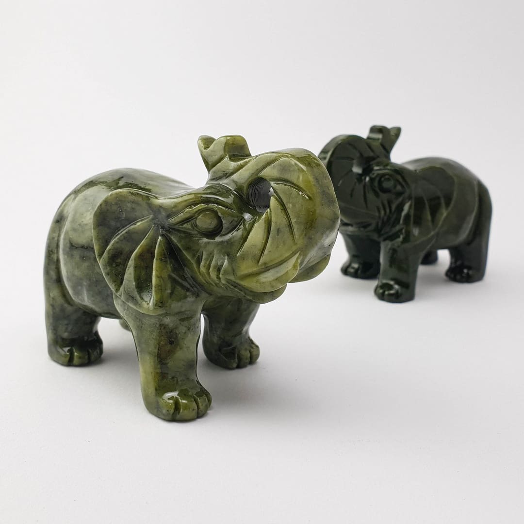 Žad Slon Figura 11cm #12066P2