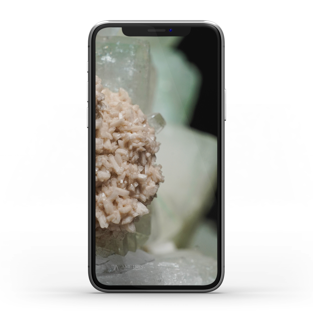 iPhone_Mockup_kristali_06