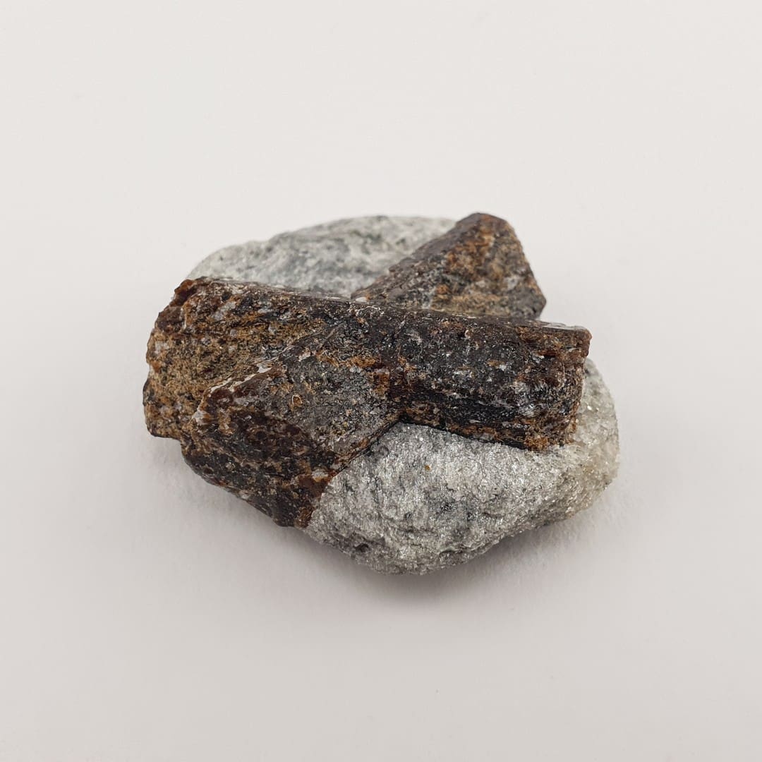 Staurolit S #12384B163 v6 (3)